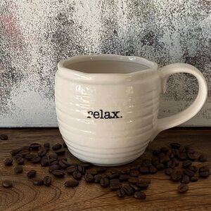 Coffee Mug off-white with script ’relax’ quality pottery mug